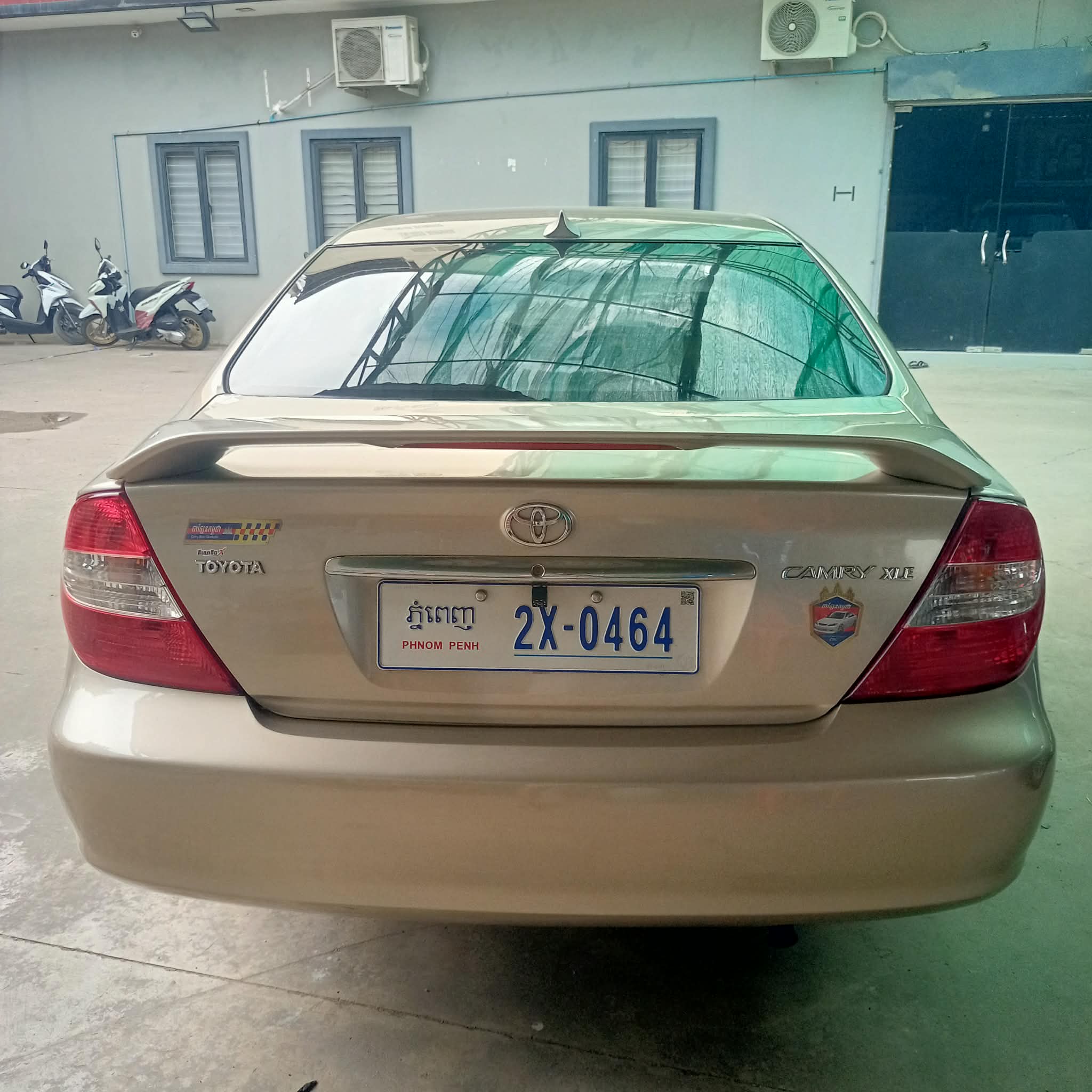 Camry 2002 xle full Option បើកដំបូល