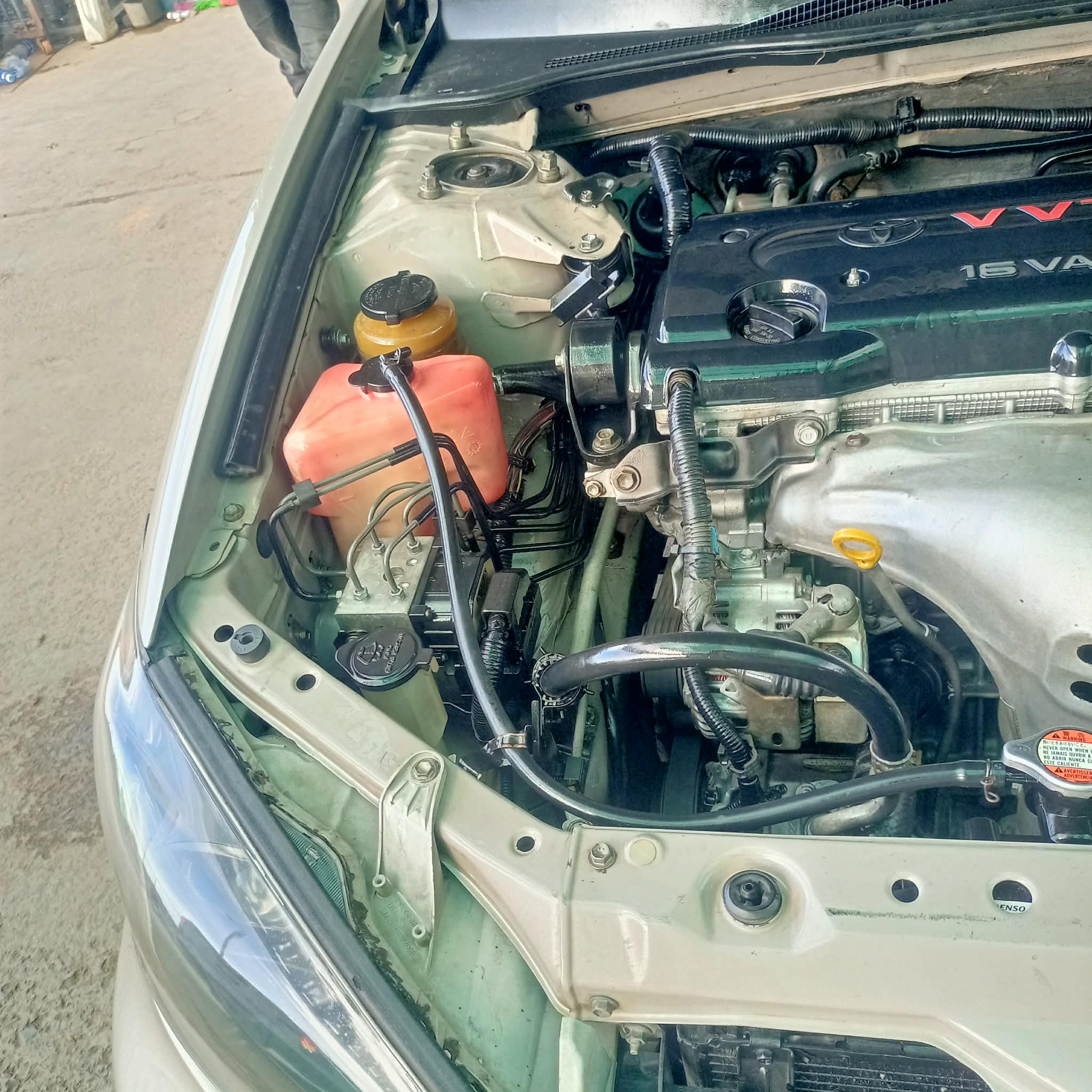 Camry 2002 xle full Option បើកដំបូល
